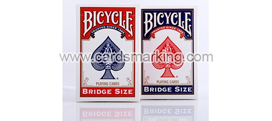 Einzelne blaue Bicycle Magie Karten